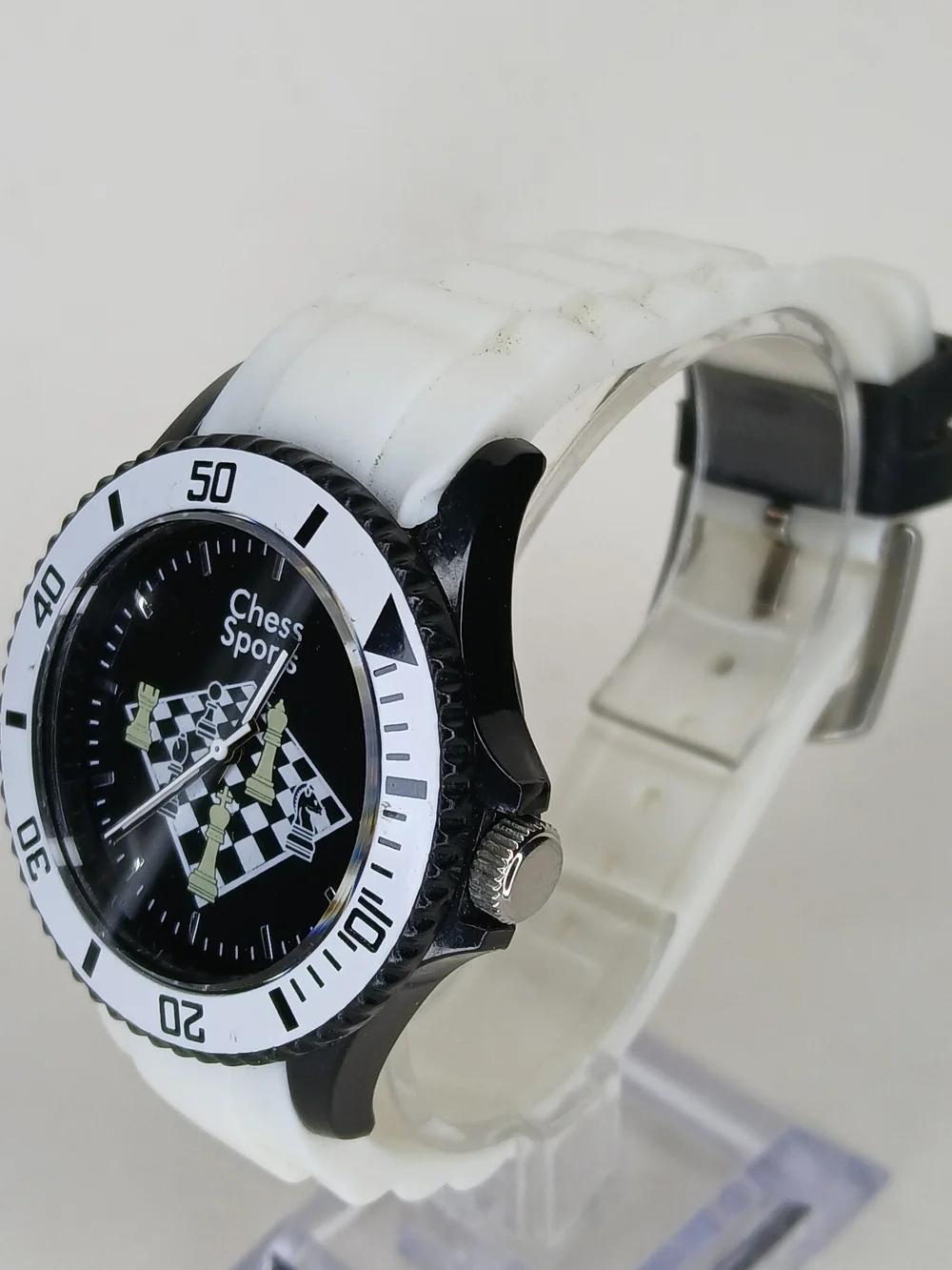 ​Chess Evolution Sports Quartz Watch White Silicone Strap Board Game Theme